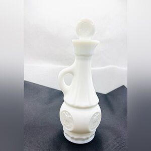 Vintage white Wheaton Milk glass oil vinegar bottles eagle coin medallion topper